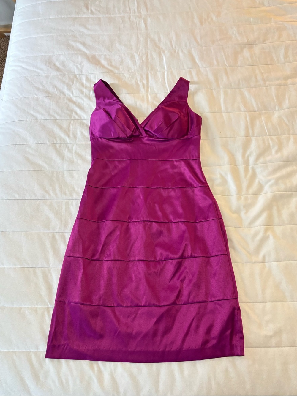 B. Smart Bodycon Sleeveless Dress Mid Length Women’s size 3